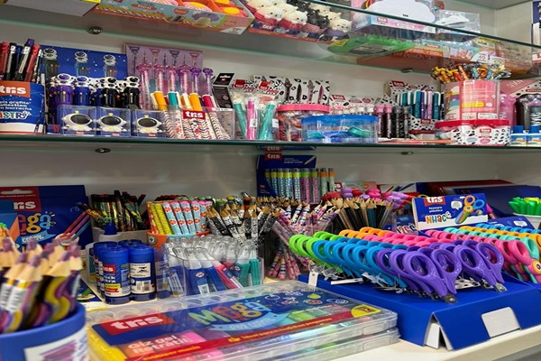 عمده فروشی لوازم تحریر ملک، مرکز پخش انواع نوشت‌افزار و ملزومات تحریری با قیمت عمده