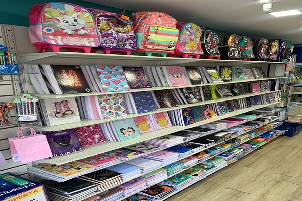 نوشت‌افزار محمد، عرضه‌کننده انواع لوازم تحریر مدرسه‌ای و اداری با قیمت مناسب